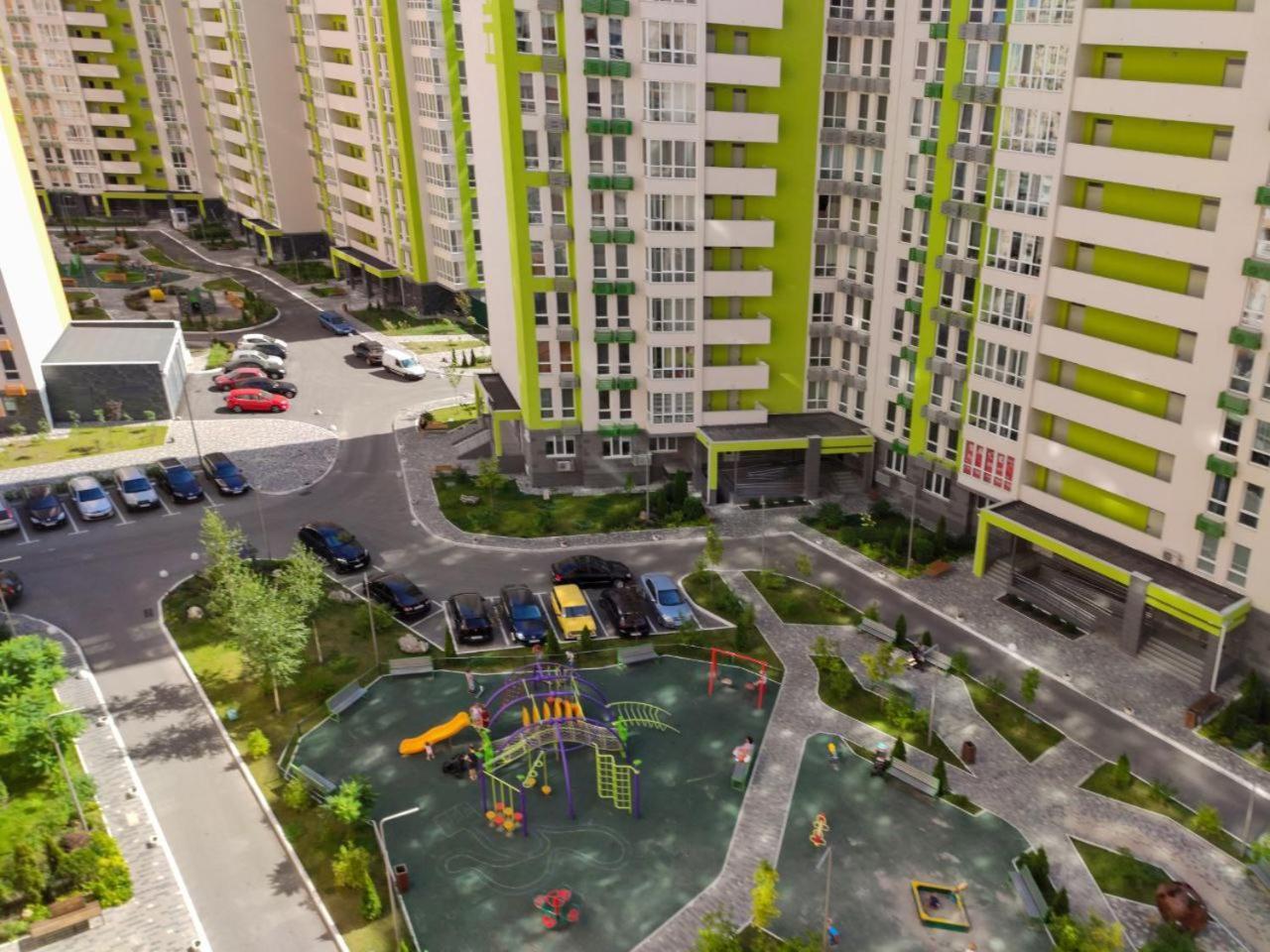 Petrovdom 78-170 Smart Comfort In Rc Nivki Park Kijów Zewnętrze zdjęcie